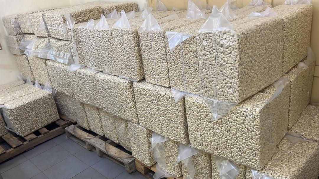 Exportable Cashew Nut Brick